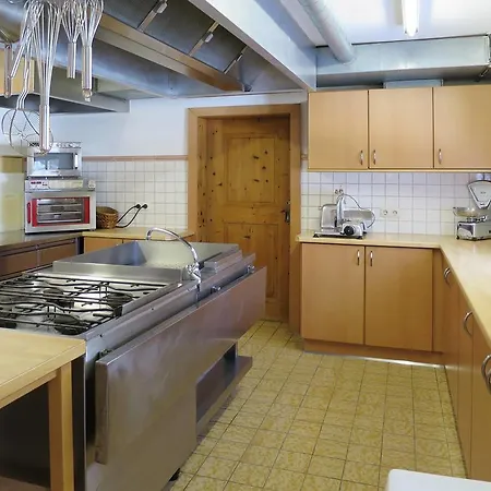 Haus Lacknerbrunn 325w