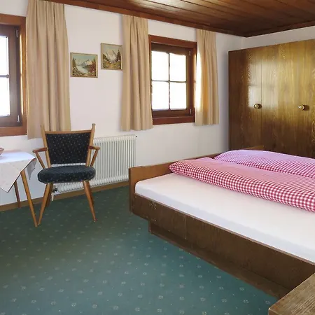 Haus Lacknerbrunn 325w
